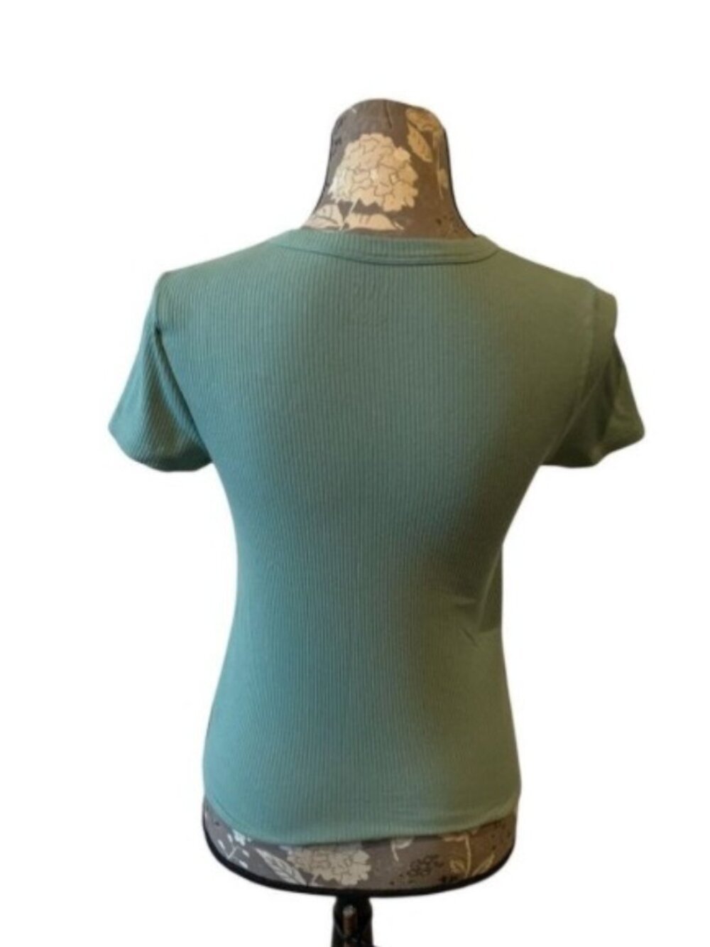 American Eagle Women’s Medium Green T-shirt Gelato - Picture 2 of 4